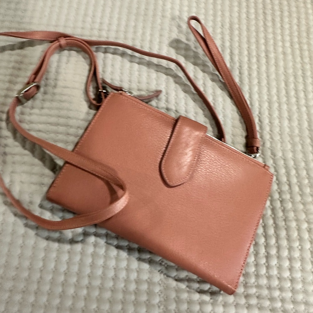 Charleston Leather Company Crossbosy